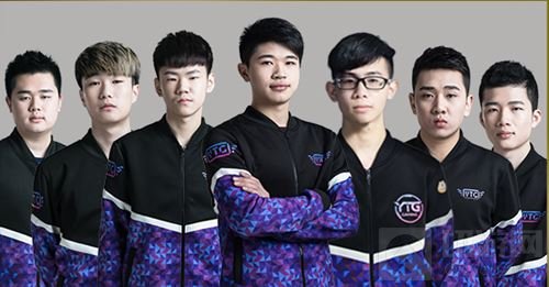 来自希腊各 来自希腊各