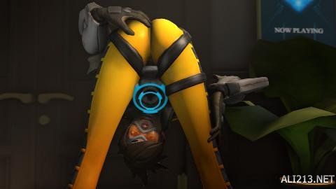 随着身体撞 随着身体撞