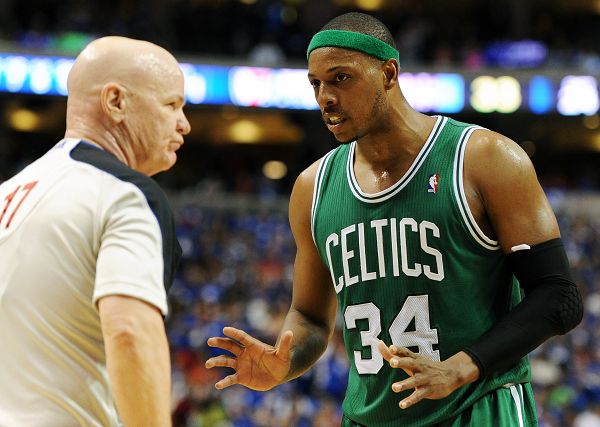 撞墙配合 撞墙配合